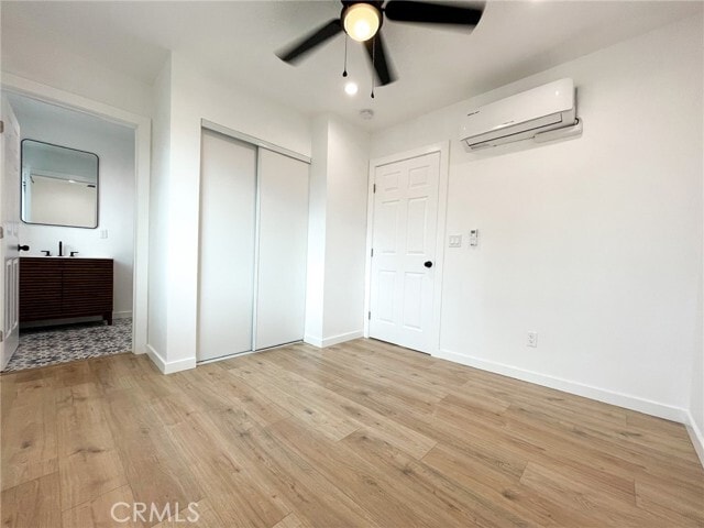 Building Photo - 15014 La Condesa Dr
