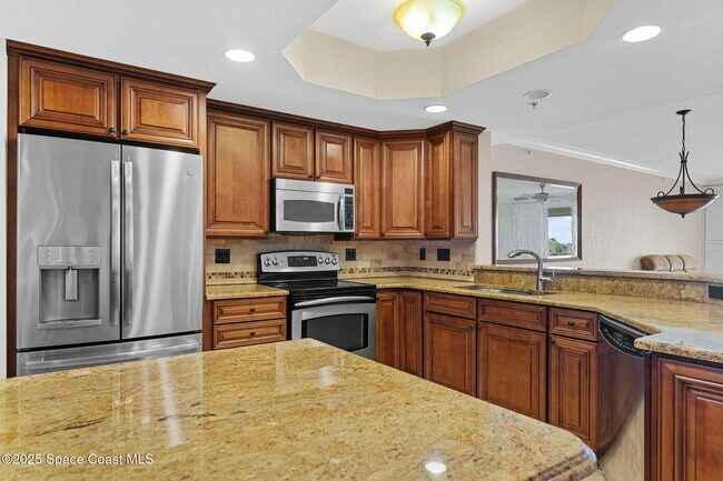 Building Photo - 480 Sail Ln