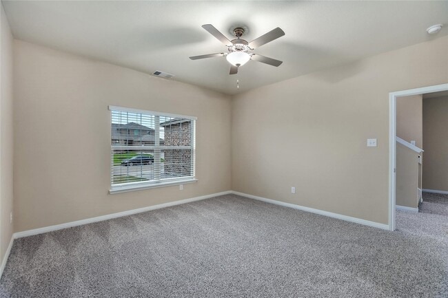 Building Photo - 290 Moonstone Way