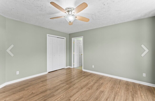 Building Photo - 8003 Minehead Dr