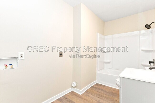 Building Photo - 3302 Florida Ave