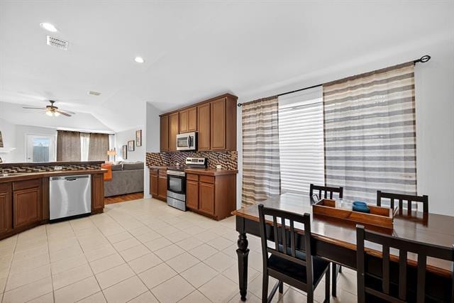 Building Photo - 1245 Mountain Peak Dr