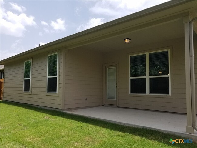 Building Photo - 2037 Flintshire Dr