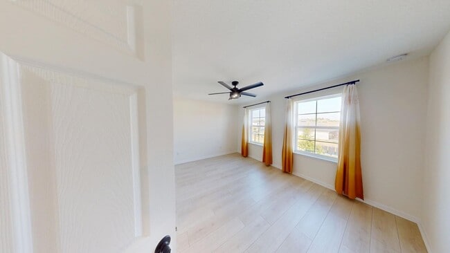 Building Photo - 4BR/ 4.5BA Beautiful Home In Eagles Landing  **$1000 OFF First Full Month**