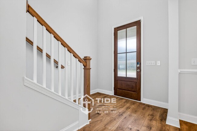 Building Photo - Comfort & Convenience in a Prime Location