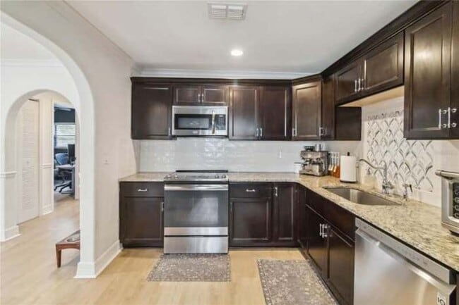 Building Photo - 5119 Old Cheney Hwy