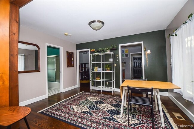 Building Photo - 630 Ardmore Dr