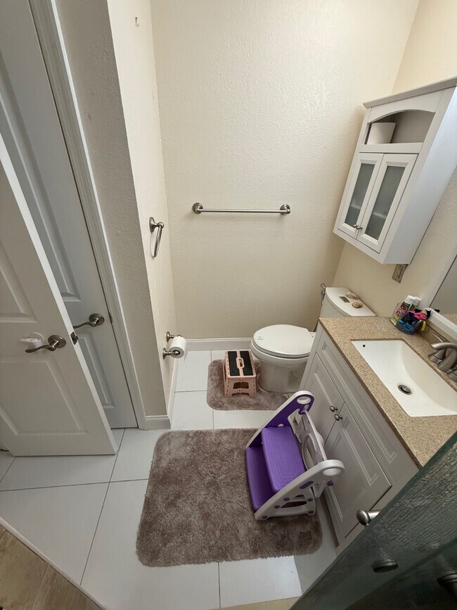 Building Photo - 2504 Ranch Lake Cir