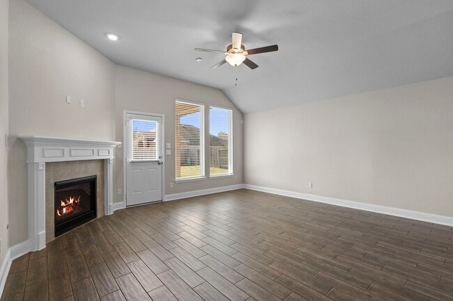 Building Photo - 15323 Holloway Hls Trl