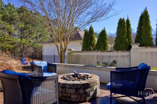 Building Photo - 3530 Greenleffe Dr