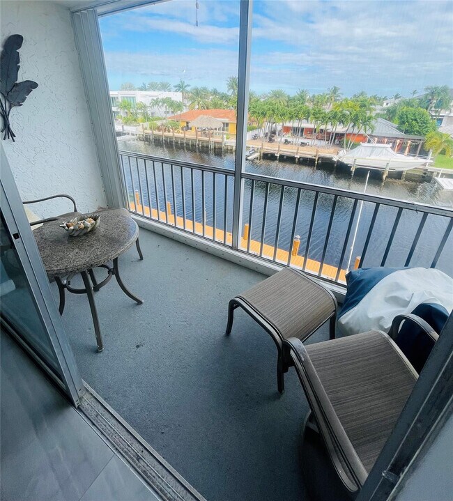 Building Photo - 777 Jeffery St