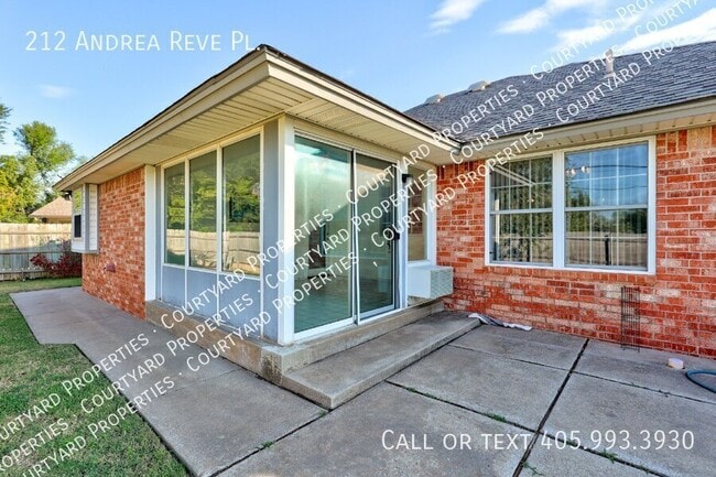 Building Photo - 212 Andrea Reve Pl