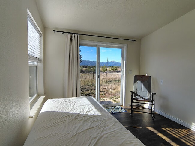 Building Photo - 13060 Eld Ln