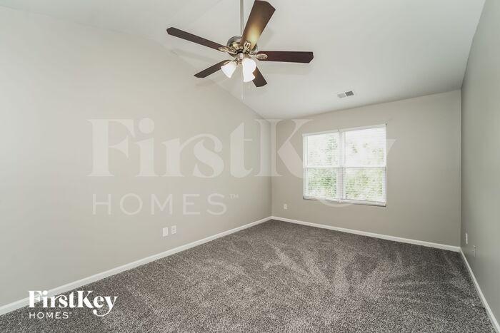 Building Photo - 5327 Artesa Ct