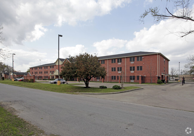 Primary Photo - Pecan Grove Manor Apartments