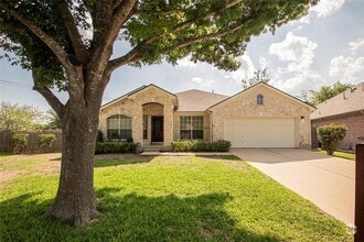 Building Photo - 19100 Ventana Ct