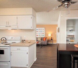 Building Photo - Driftwood Apartments