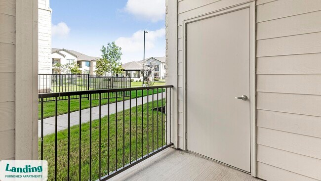 Building Photo - 12500 Shadowglen Trce