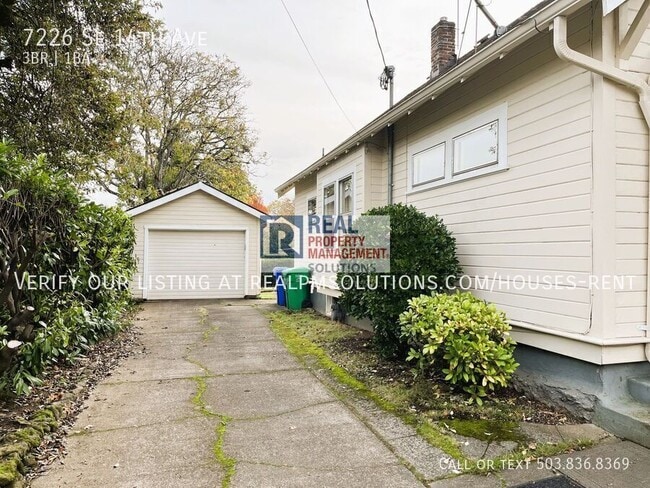 Building Photo - 7226 SE 14th Ave