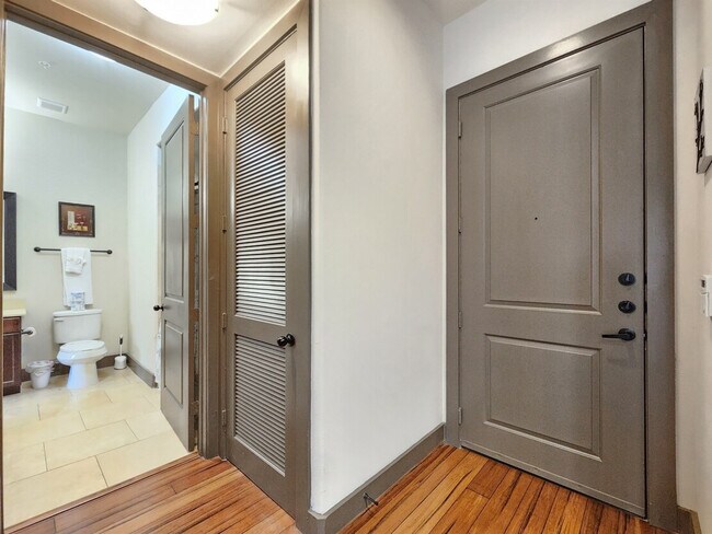 Building Photo - 2626 Sage Rd