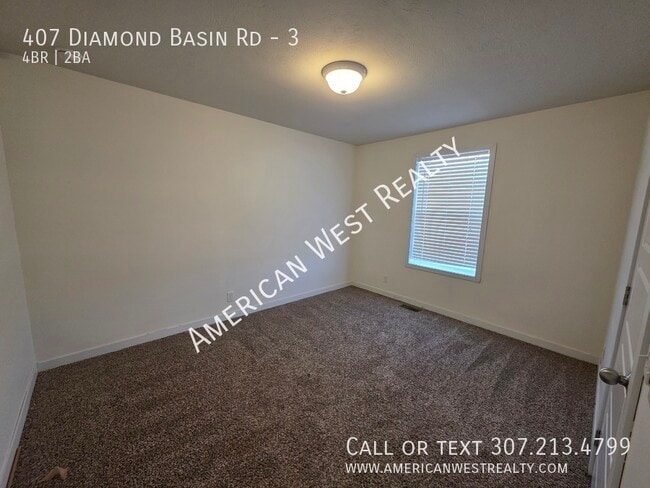 Building Photo - 407 Diamond Basin Rd