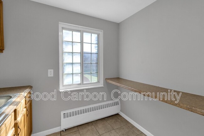Building Photo - 311 Beattie Ave