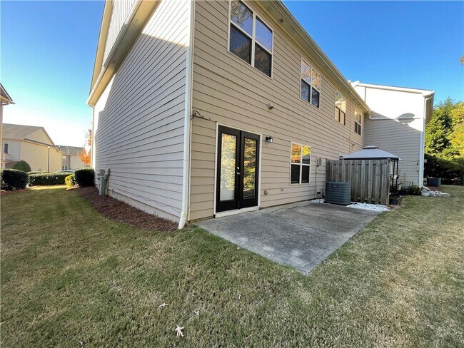 Building Photo - 2575 Maple Leaf Terrace