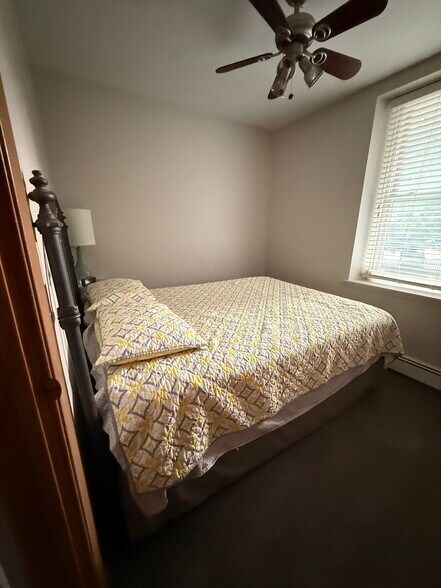 Building Photo - 111 Ewing St