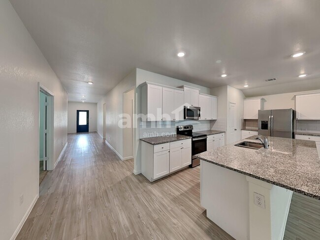 Building Photo - 2705 Iberia Ct
