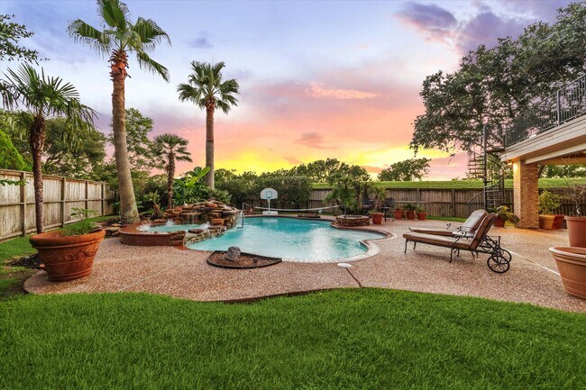 Building Photo - 4003 Perry Knoll Ct