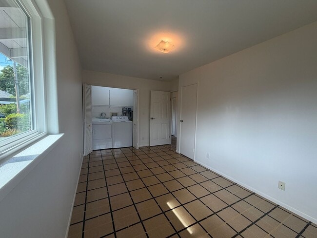 Building Photo - Relaxed Island Living in the Heart of Kailua