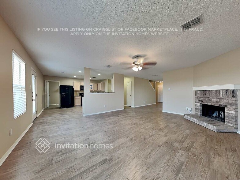 Building Photo - 1542 Melrose Ln