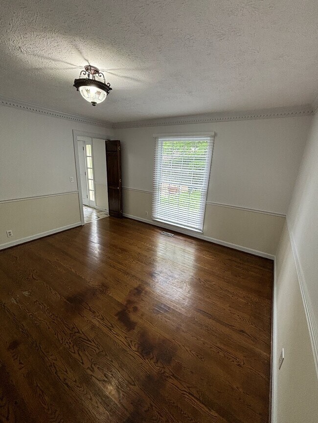 dining room - 4627 Mountain View Dr