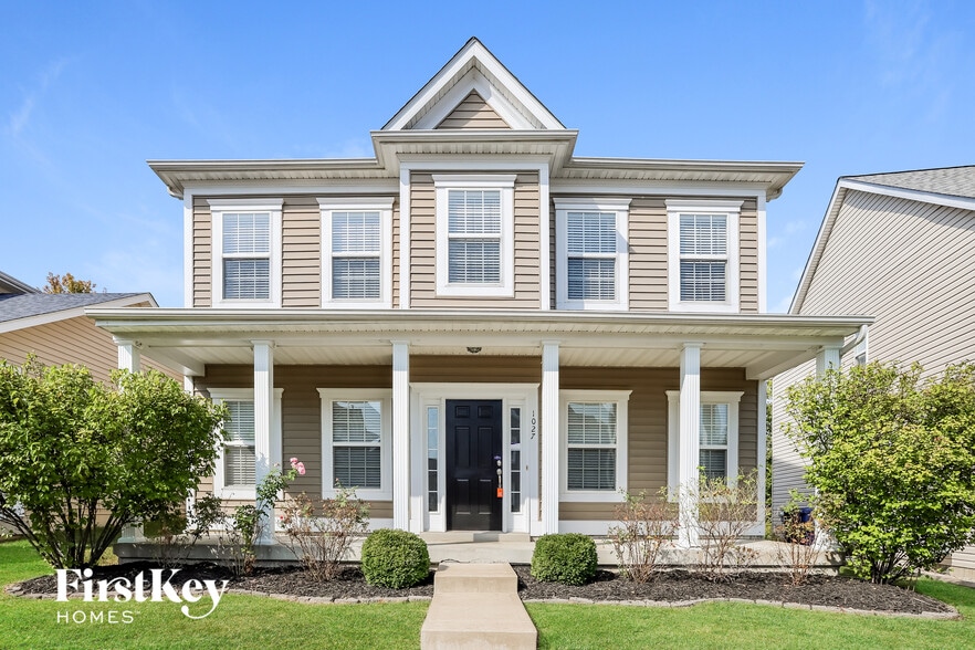 Primary Photo - 1027 Glengarry Dr