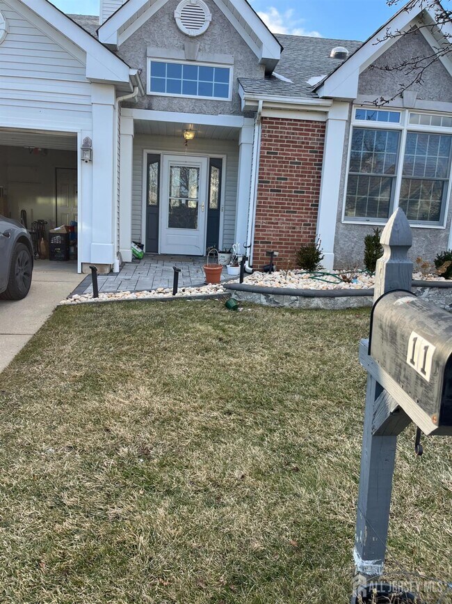 Building Photo - 11 Umberland Pl