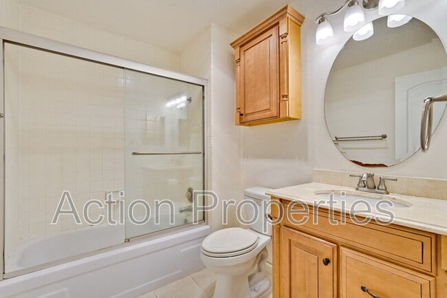 Building Photo - 505 Cypress Point Dr