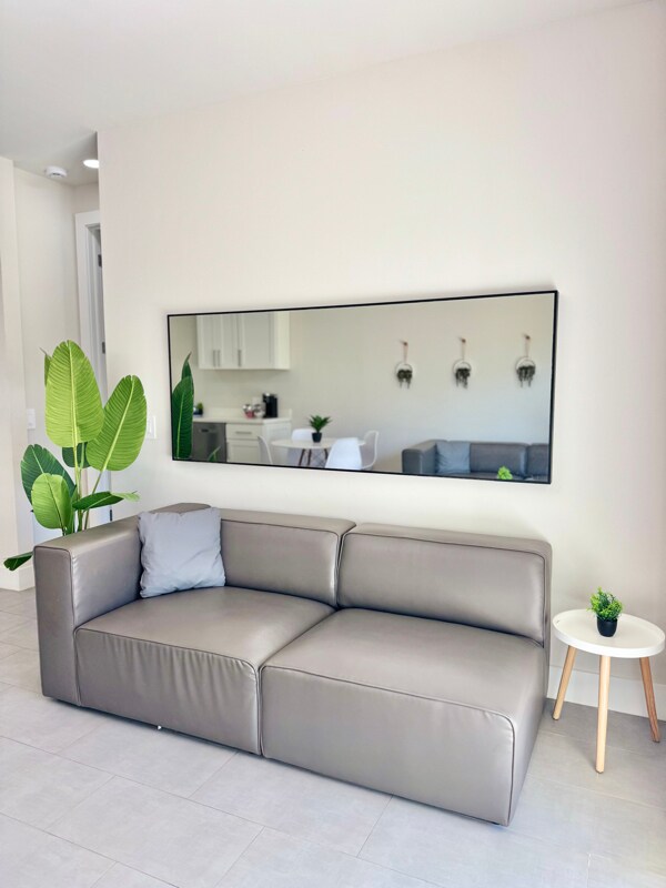 Building Photo - 2506 Leda Ave S