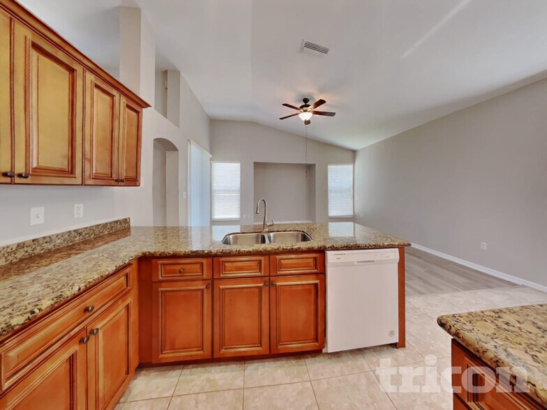 Building Photo - 1614 Sand Hollow Ln