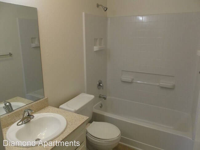 Building Photo - 4721 Lamont St