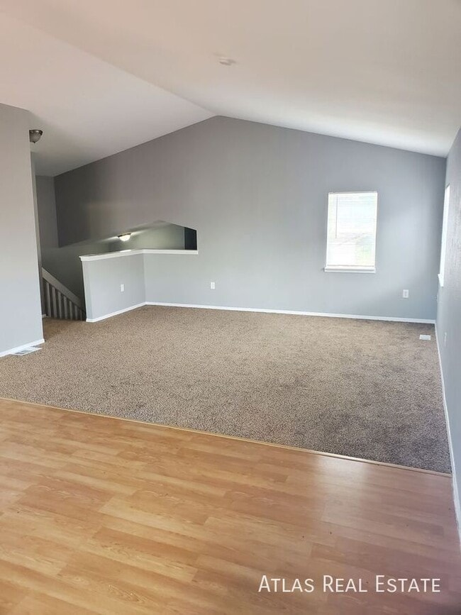 Building Photo - 14525 E 47th Dr