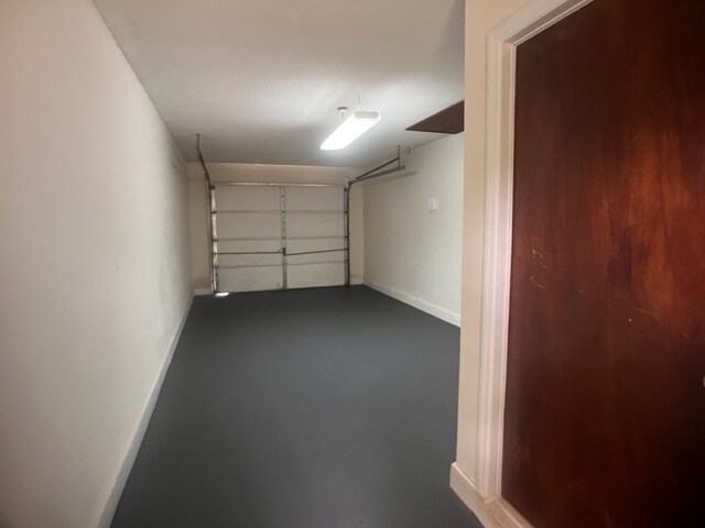 Building Photo - 4497 Nestwood St