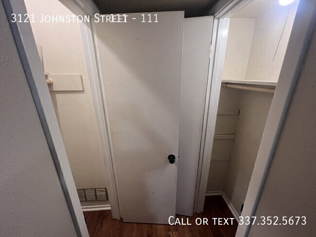 Building Photo - 3121 Johnston St