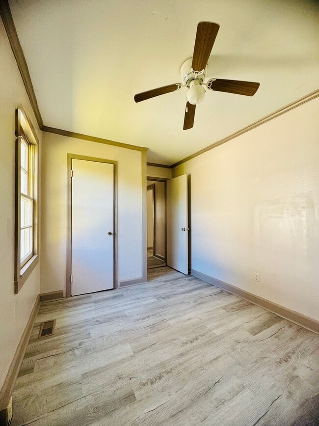 Building Photo - Convenient and Comfy home in Franklinton