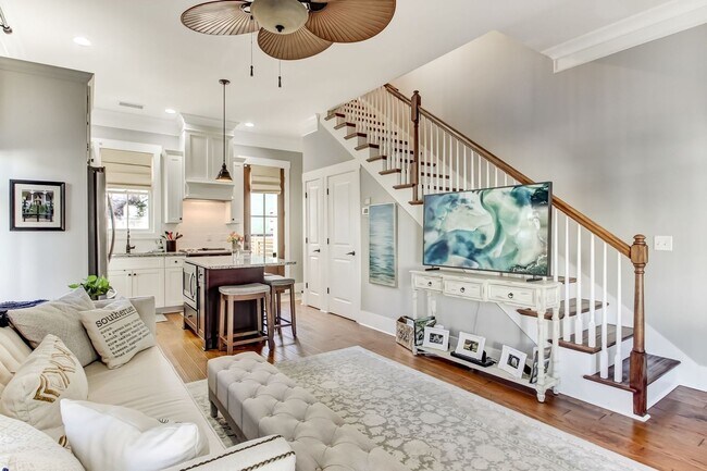 Building Photo - Luxury 3BR Townhome  in Savannah