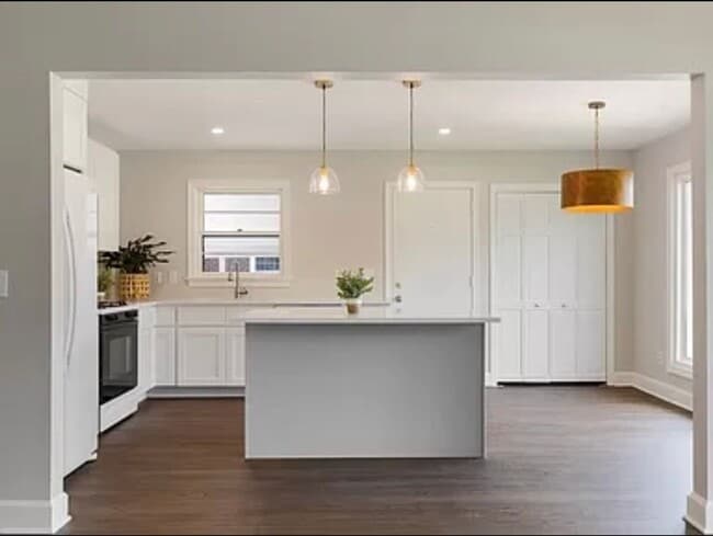 Building Photo - 3 Bedroom 2 Bath House in Memminger Hall - West Ashley