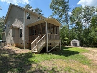 Building Photo - Recently updated 4 Bedroom 2.5 Bath