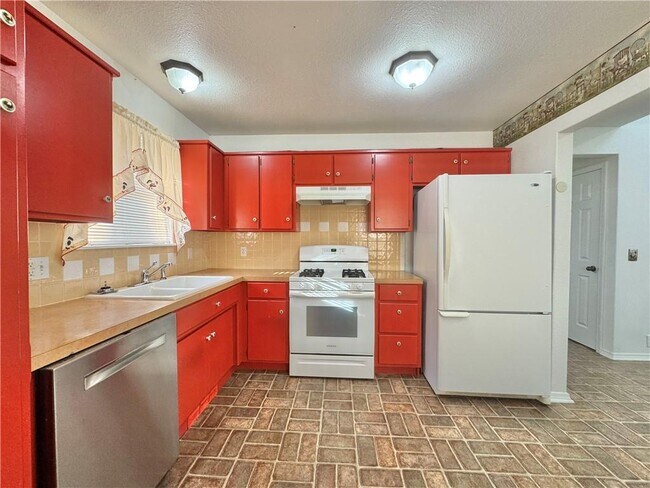 Building Photo - 171 Madison 2415