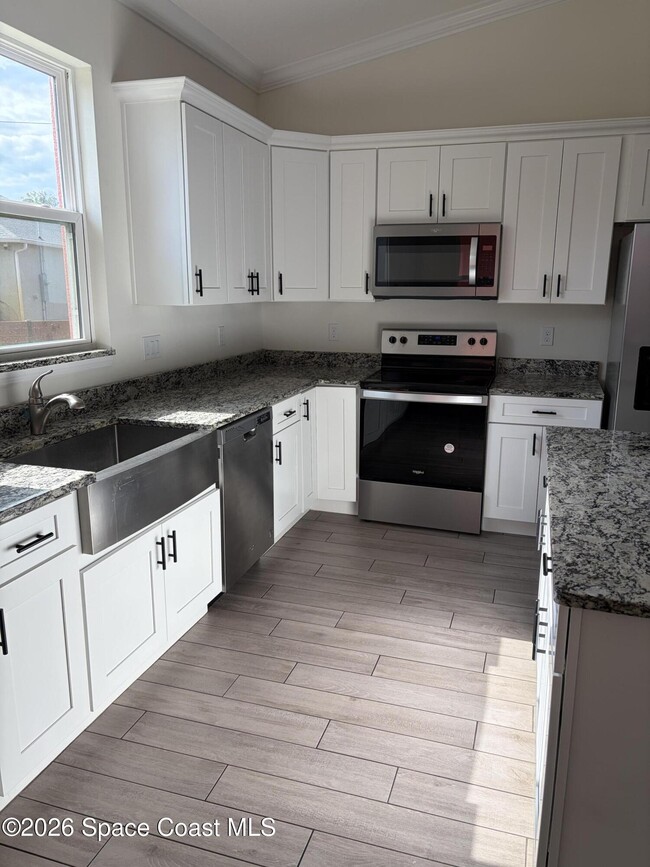 Building Photo - 1850 Jupiter Blvd SW