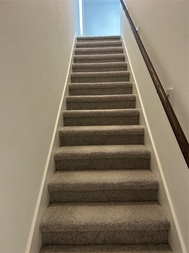 Building Photo - 31350 Black Cherry St