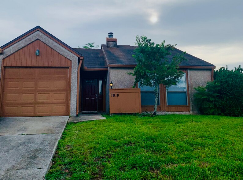 Building Photo - 7818 Fawn Hill Ct